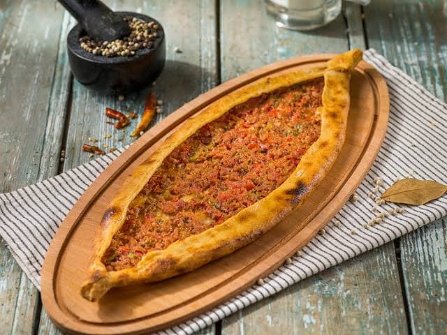 Açık Kıymalı Pide