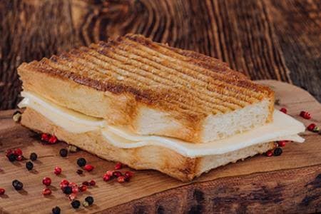 Çift Kaşarlı Karışık Tost